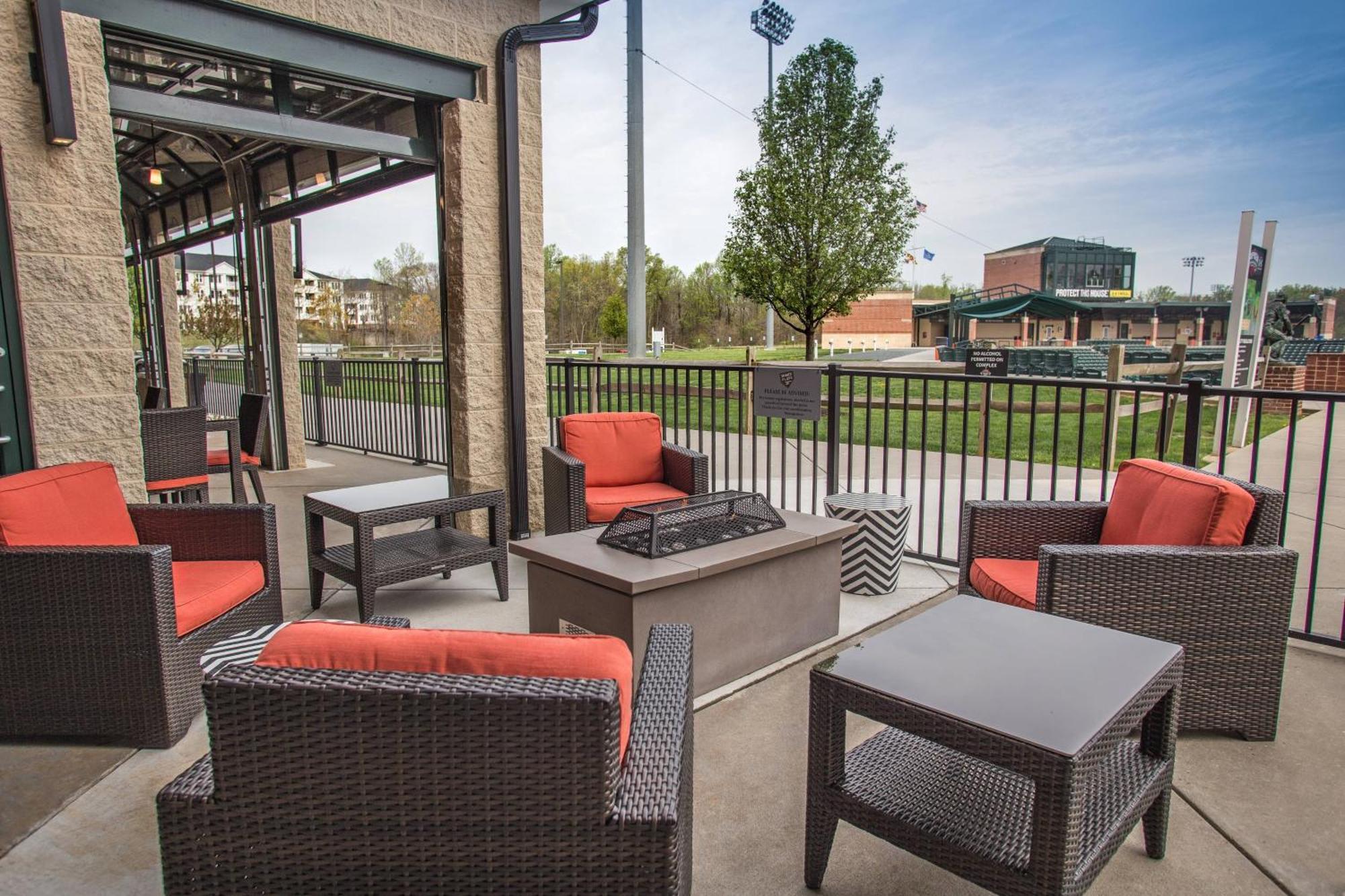 Courtyard At Ripken Stadium Hotel Aberdeen
